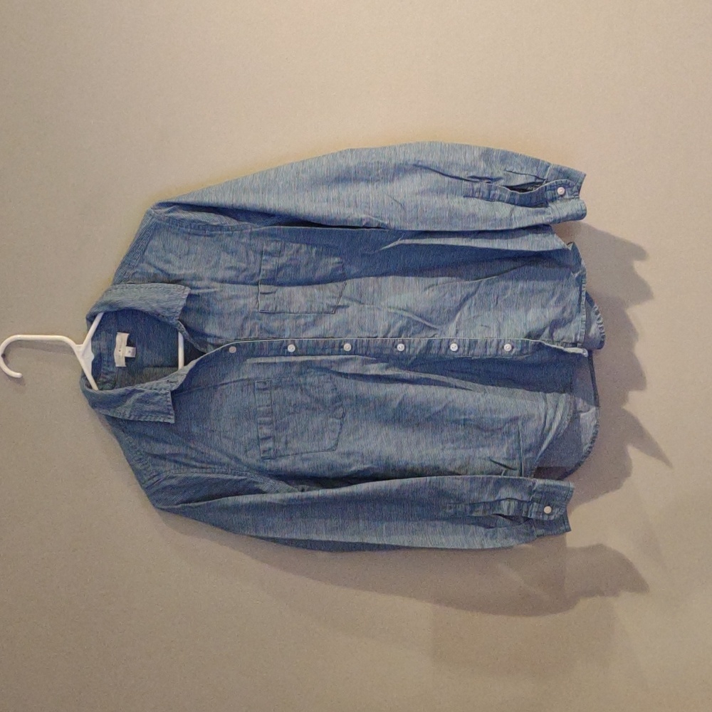 Lucky Brand women's medium long sleeve blue w/white pinstripe button down top